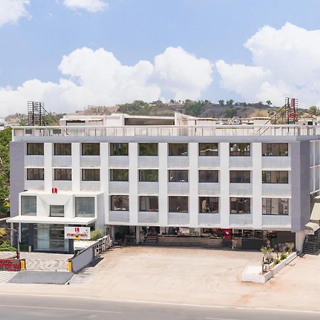 Lords Eco Inn, Ambaji Экстерьер фото
