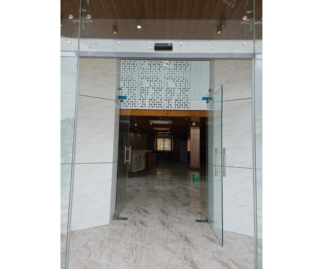 Lords Eco Inn, Ambaji Экстерьер фото