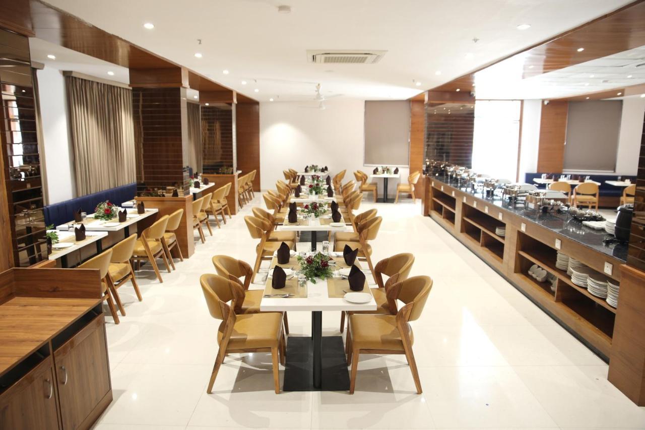 Lords Eco Inn, Ambaji Экстерьер фото