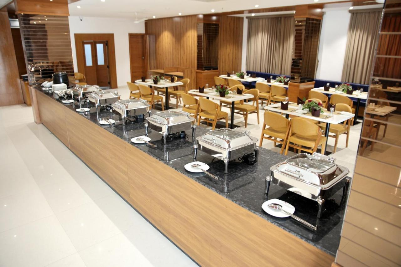 Lords Eco Inn, Ambaji Экстерьер фото