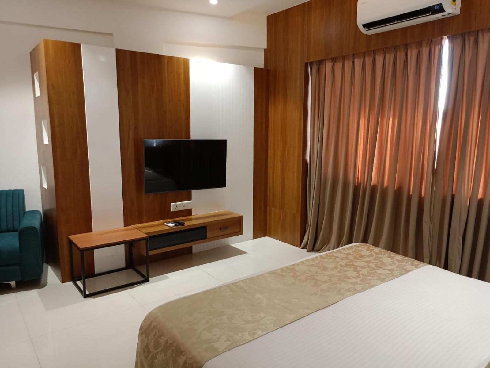 Lords Eco Inn, Ambaji Экстерьер фото