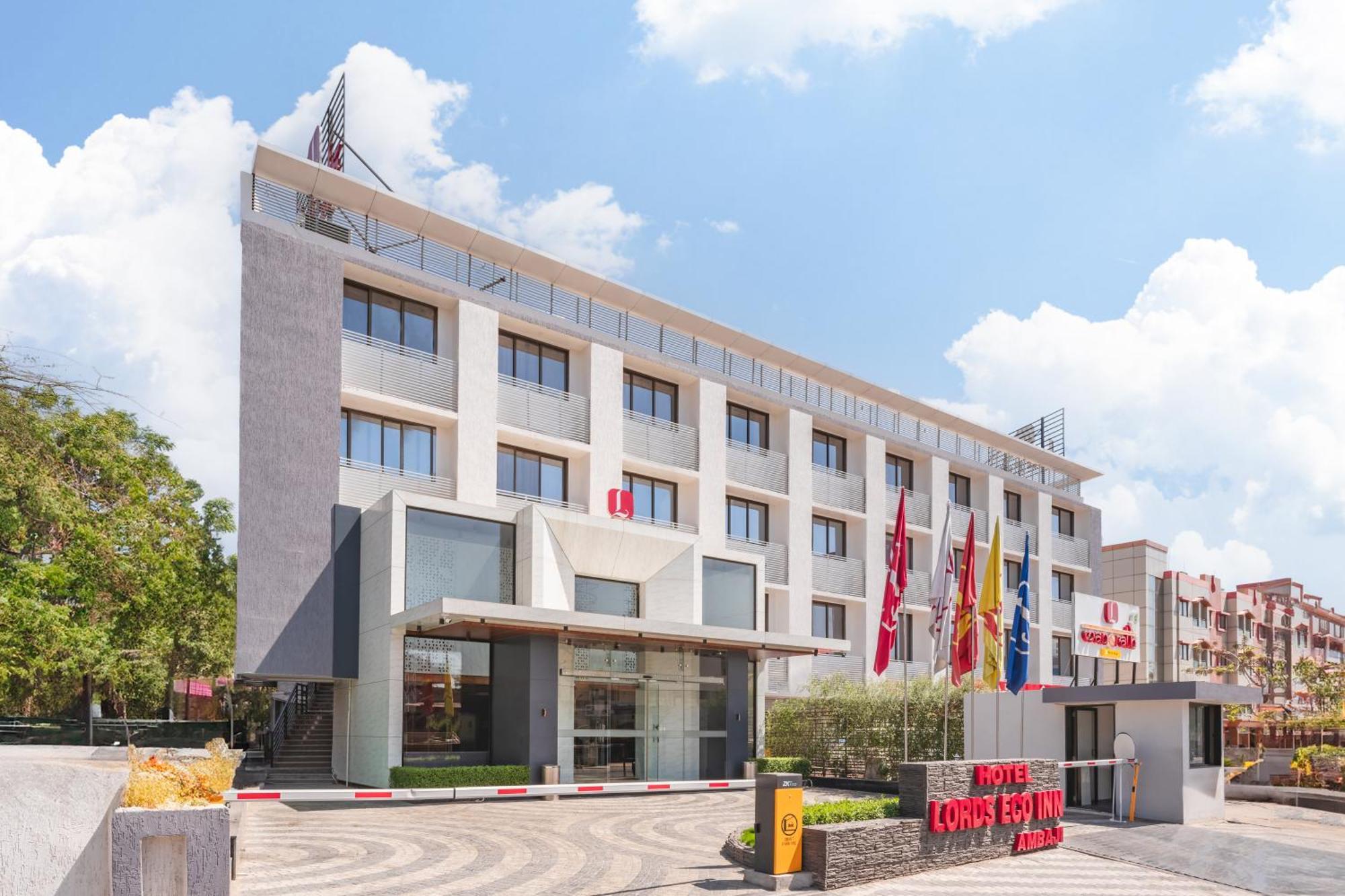 Lords Eco Inn, Ambaji Экстерьер фото