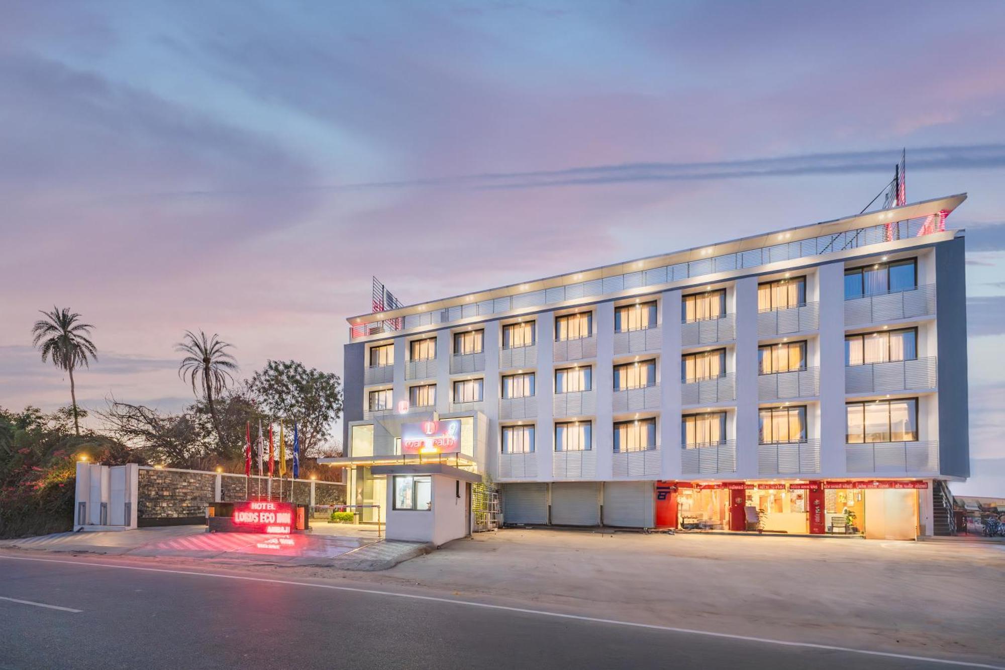 Lords Eco Inn, Ambaji Экстерьер фото